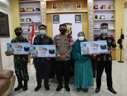 Tiga Paket Umroh Gratis Periode 3 Diserahkan Kepada Pemenang Oleh Kapolres Aceh Tamiang