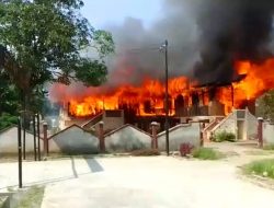 RUMAH CAGAR BUDAYA ALM. DATUK TENGKU HASSIM MUSNAH DI LALAP SI JAGO MERAH MEMAKAN KORBAN JIWA ANAK UMUR 4 TAHUN