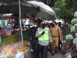 Irjen Pol. Panca Blusukan di Pasar Simpang Limun, Cek Ketersedian Bahan Pokok