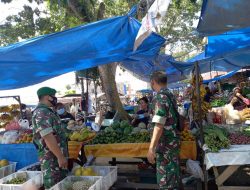 Babinsa Koramil 04/Lph Laksanakan Pemantauan Prokes Di Pasar Tangor