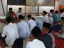 Babinsa Kel. Sialang Sakti Terapkan Kedisiplinan Kepada Santri dan Santriwati di Pondok Pesantren Al-Hisa