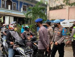 DALAM OPS AMAN NUSA II POLRES BANGKA BARAT HIMBAU MASYARAKAT SEGERA LAKUKAN VAKSINASI