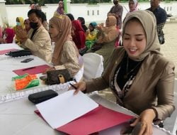 Elladira Koto Menjadi Juri Lomba Busana Muslim pada Kegiatan Ramadhan Berkah 1