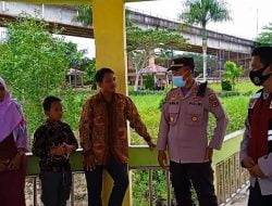 Kapolsek Iptu Budi Santoso Bersama Personil, Patroli Untuk Memberikan Kenyamanan Bagi Pengunjung Taman Selaras Pinang Masak