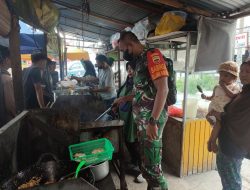 Komsos Bersama Pedagang Kuliner, Babinsa Labuh Baru Timur Ingatkan Jaga Kebersihan