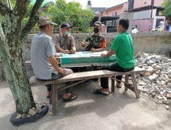 Babinsa Padang Bulan Jadikan Komsos Sebagai Sarana Jalin Hubungan Yang Harmonis Dengan Warga