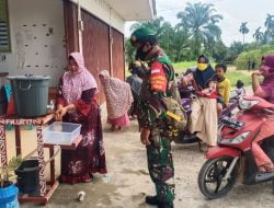 Cegah Covid-19, Serka Herman Himbau Pedagang Terapkan Prokes ke Pedagang