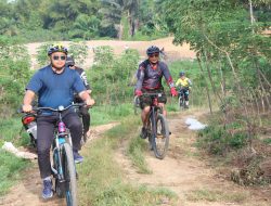 Kapolres Serdang Bedagai AKBP Ali Machfud bersama PJU Polres Sergai Berolahraga Sepeda (Gowes) Sekaligus Mengecek Situasi Kamtibmas