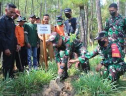 Turut Serta Lestarikan Alam, Kodim 0728/Wonogiri Gandeng Seluruh Elemen Masyarakat Tanam Pohon Di Cagar Alam Hutan Donoloyo