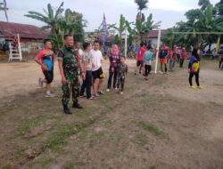 Babinsa Hadir Menyaksikan Pertandingan Volley Ball Dalam Rangka HUT RI Ke-77 di Wilayah Binaan