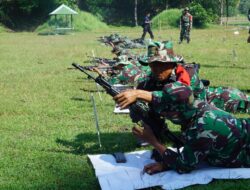 Kodim 0735/Surakarta Asah Kemampuan Prajuritnya Dengan Latihan Menembak