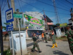 Babinsa Kel. Sialang Sakti Bersama Warga Bergotong Royong  Membuat Kampung Pancasila di Jalan Sumatera 