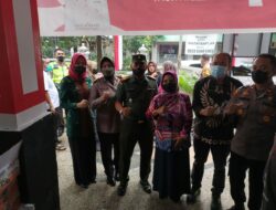 Danramil 03/Senapelan Hadiri Kegiatan Vaksinasi Merdeka di Kantor Kecamatan Senapelan