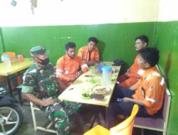 Untuk Menjalin Sinergitas TNI dan PLTD Babinsa Koramil 04/Lph Sertu Susanto Melaksanakan Komsos Dengan Petugas PLTD