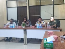 Menanggapi Keresahan Warga Danramil 03/Snpl, Menghadiri Rapat Mediasi di Polsek Payung Sekaki Bersama Tokoh Masyarakat LBT 