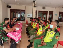 Babinsa Bersama Bhabinkamtibmas Hadiri Rapat Koordinasi Sat Linmas