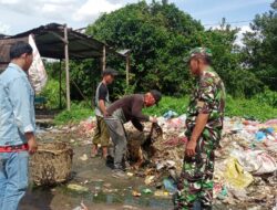 Pelda Dafrizal Laksanakan Pengawasan Pengangkutan Sampah Di TPS Pasar Induk