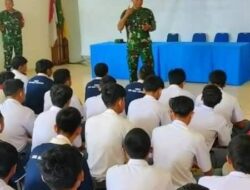 Koramil Sambi Datangi SMK 1 Sambi Gelorakan Wasbang