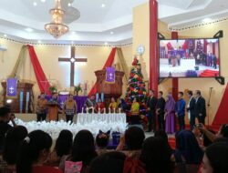 YAYASAN PERGURUAN PEMBANGUNAN DAERAH NIAS MERAYAKAN NATAL DENGAN PENUH SUKACITA