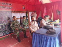 Babinsa Kel. Tangkerang Timur Pelda Sunari Melaksanakan Pengamanan di Posko Nataru Alam Mayang 