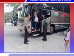 Pantau Arus Balik Nataru, Babinsa Bandaraya Bersama Bhabinkamtibmas Patroli Bersama di Terminal AKAP BRPS