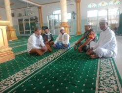 Pertebal Keimanan, Babinsa Laksanakan Sholat Jum’at Di Wilayah Binaan