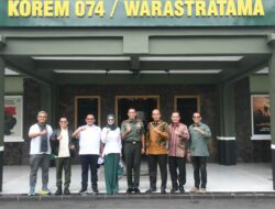 Danrem 074/Wrt Beserta Staf Sambut Kunjungan Komisi I DPR RI