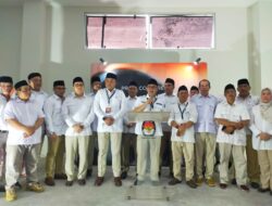 Ketua DPC Gerindra Kabupaten Bogor, Iwan Setiawan Dampingi Puluhan Bakal Calon Legislatif (Bacaleg) ke KPUD