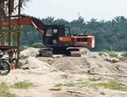 “DIDUGA KUAT TAMBANG PASIR MILIK SALAH SATU KADES DI KAB. SERGAI TIDAK MENGANTONGI IZIN BEBAS BEROPERASI ?!”