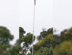 “Bendera Merah Putih di DPRD Kab. Serdang Bedagai Terlihat Kusam dan Robek ?!”