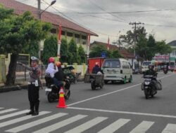 Dalam Rangka Ops Keselamatan Lodaya 2024, Sat Lantas Polres Banjar Melaksanakan Pengaturan dan Imbauan