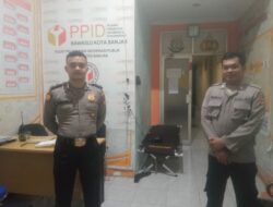 Kesiapsiagaan Polres Banjar Melaksanakan Penjagaan di Kantor Bawaslu Kota Banjar