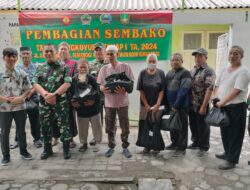 Sasaran Non Fisik TMMD Sengkuyung Tahap I Kodim 0735/Surakarta Bagikan 100 Paket Sembako