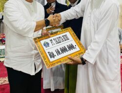 Pj. Bupati Mujiyat Sahur Bersama di Masjid Al-Muhibbbin Alalak