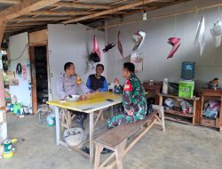 Bhabinkamtibmas bersama Babinsa Kompak Laksanakan Sambang Keliling Warga Cek Situasi Kamtibmas