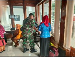 Peduli Kesehatan, Babinsa Kelurahan Kestalan Dampingi Posbindu Lansia