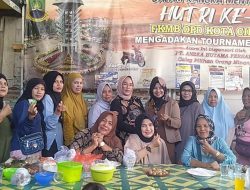 Jumat Berkah, FKMB Kota Cilegon Bagikan 500 Nasi Bungkus