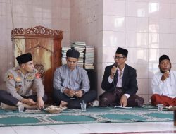 Dengarkan Keluhan Warga, Polres Banjar Gelar Jumat Curhat di Masjid Al Huda, Desa Karyamukti Kota Banjar