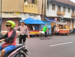 Maksimalkan Pelayanan Prima Sat Lantas Polsek Pataruman Lakukan Gatur Pagi di Perempatan Pasar Banjar