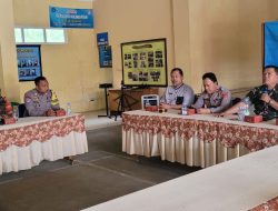 Kapolsek Banjar Sosialisasikan Pada warga Siapkan Untuk Pendaftaran Putra Putrinya Untuk Menjadi anggota TNI/ Polri