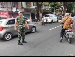 Ciptakan Rasa Aman Dan Kondusif, Piket Koramil 03/Serengan Amankan Pelaksanaan Ibadah Minggu Pagi