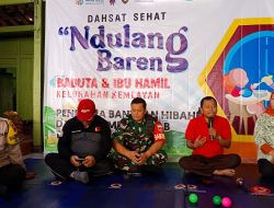 Bentuk Keakraban Dengan Warga, Babinsa Kemlayan Laksanakan Acara “Ndulang Bareng” Bersama Balita di Wilayah Binaan