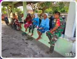 Babinsa Sawit Motivasi Petani Desa Tegalrejo