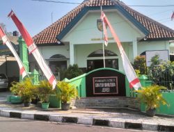 Semarakkan HUT Kemerdekaan RI Ke-79, Koramil 04/Jebres Kobarkan Semangat Lakukan Pembersihan Dan Pemasangan Umbul-Umbul