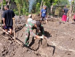 Jalin Keharmonisan, Babinsa Banyudono Bantu Kerja Bakti Warga