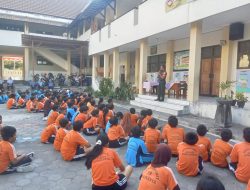 Stop Perundungan Dan Kekerasan di Sekolah, Babinsa Pucangsawit Berikan Sosialisasi di SD Pucangsawit