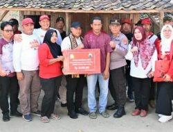 Dapat Bantuan Bedah Rumah dari Bupati, Warga Tanjung Bintang Ucap Syukur.