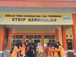 Sekolah Tinggi Keguruan ilmu Pendidikan STKIP Babunajah Selesai Sudah Sidang Sarjana 2024.