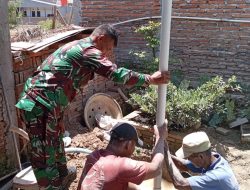 Bentuk Kemanunggalan TNI Rakyat, Babinsa Nogosari Turut Atasi Kesulitan Warga