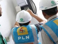 Pelayanan Operator PLN Labuan dan Pekerja Lapangan Sangat Cepat Melayani Keluhan Masyarakat Terkait KWH Rusak.